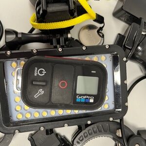 Bundle / GOPRO REMOTE smart, clamps, Suptig LED adj. Light, gooseneck + more